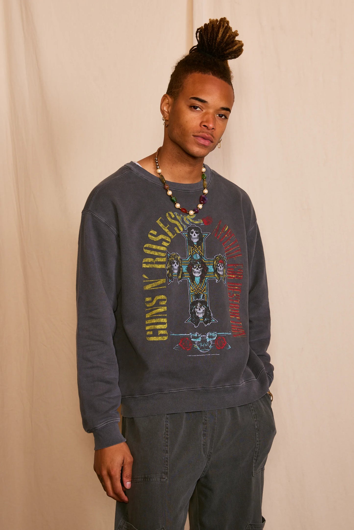 guns roses appetite Guns N Roses Appetite for Destruction Men's Sweatshirt view 3 (top) - shop at us.meeeshop