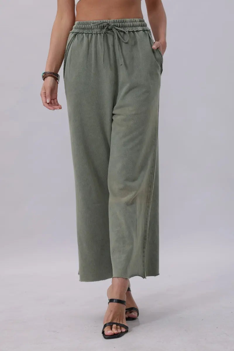 Acid Wash Wide-leg Sweatpants – Relaxed Fit with Raw Hem - MeeeShop Women's Fashion
