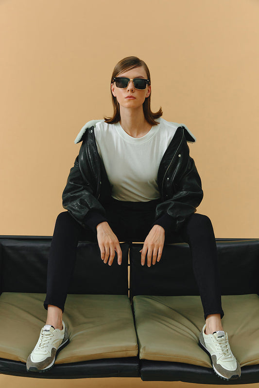 Chicago High Rise Skinny Jeans Hj003 in Back In Black view 2 - High-Waisted - Hj003 Jeans (bottom)
