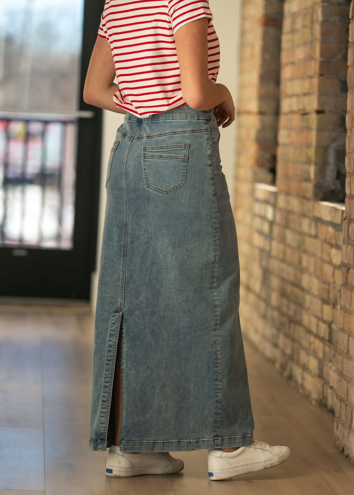 Donna Classic Wash Maxi Denim Skirt in 16 view 7 (dress)