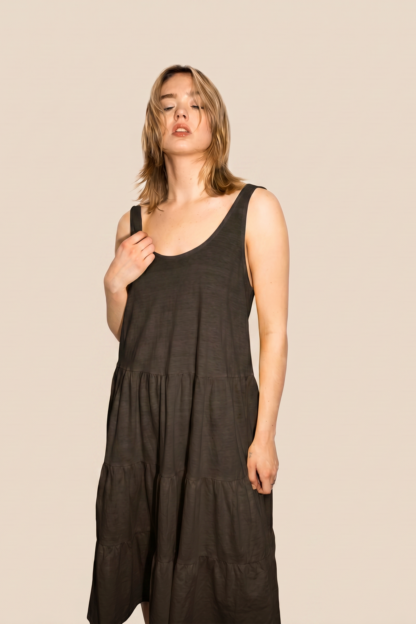 Eli Tiered Dress - Vintage Black in L view 3 - Black Dress