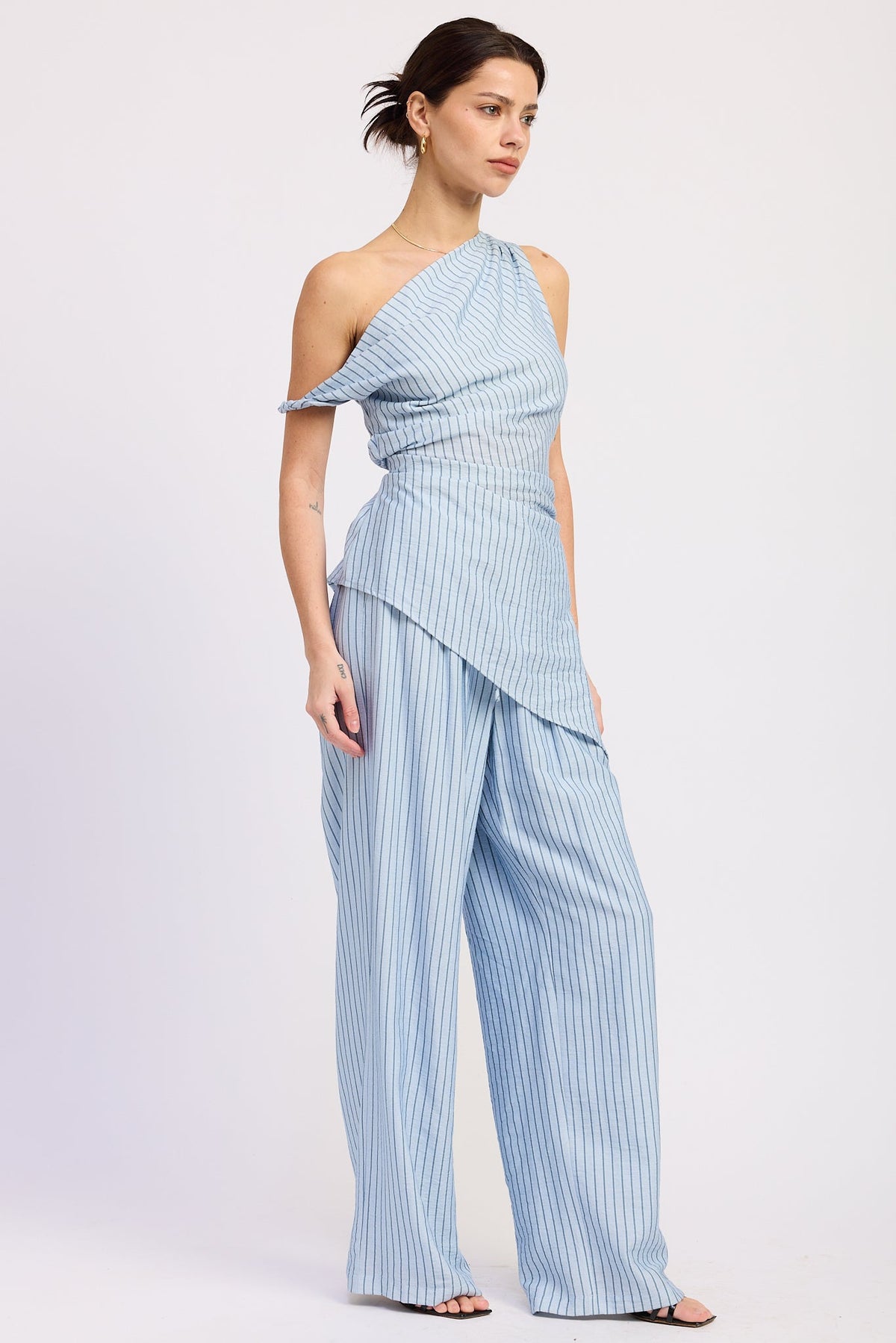 Emory Park Samara Pants in Sage Stripe view 7 - Samara Pants Pattern (bottom)