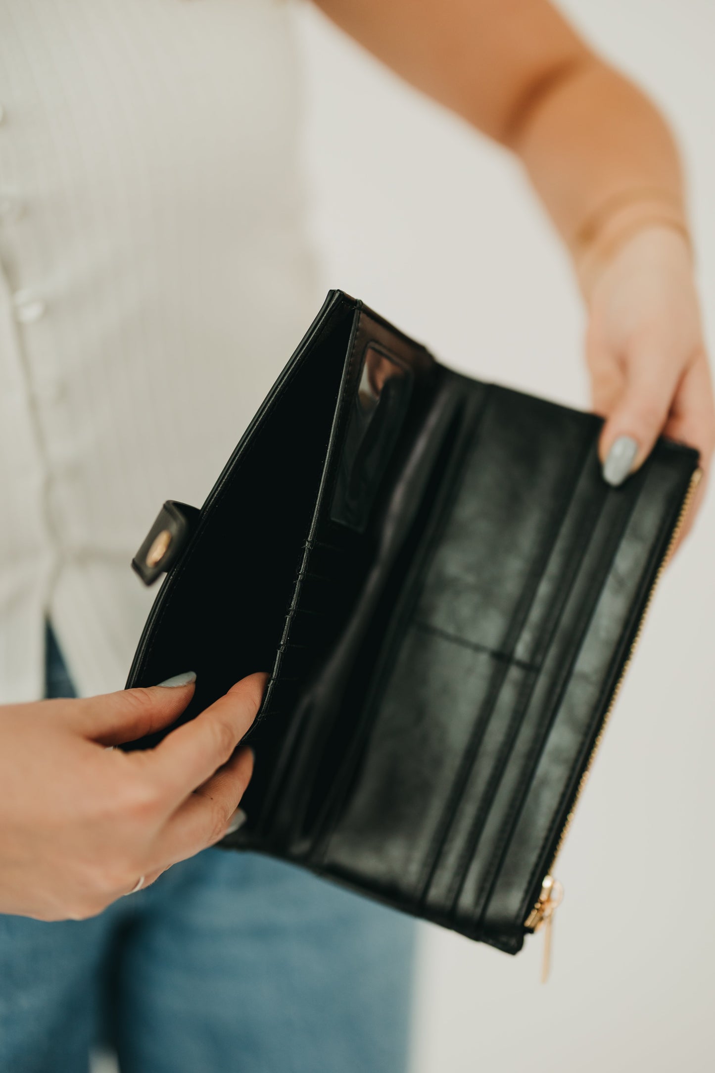 Essentials Carryall Wallet view 6 - Essentials Bag Wallet