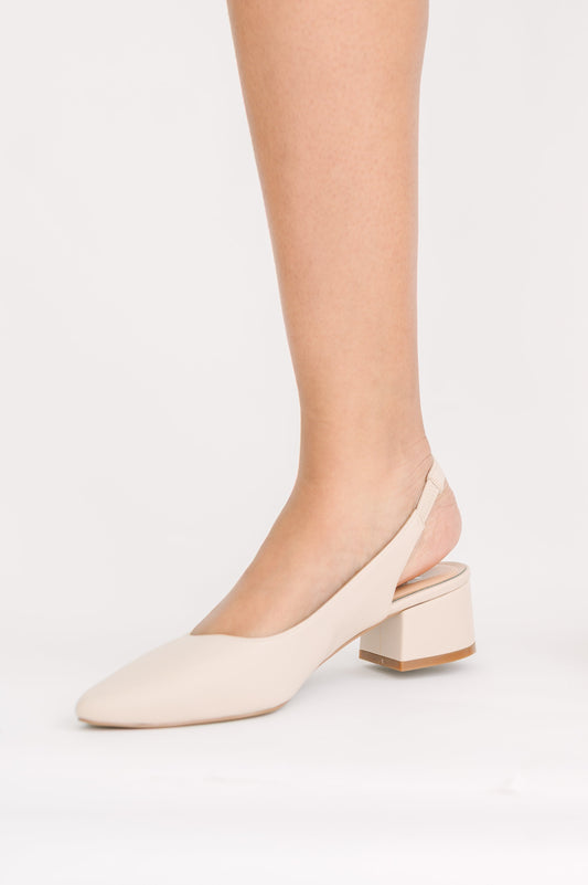 Evie Slingback Cream in 10 view 2 (bag)