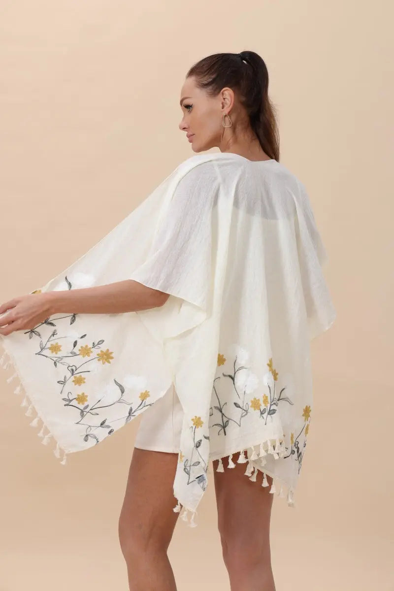Floral Embroidered Tassel Hem Kimono Cardigan Top - MeeeShop Women's Fashion