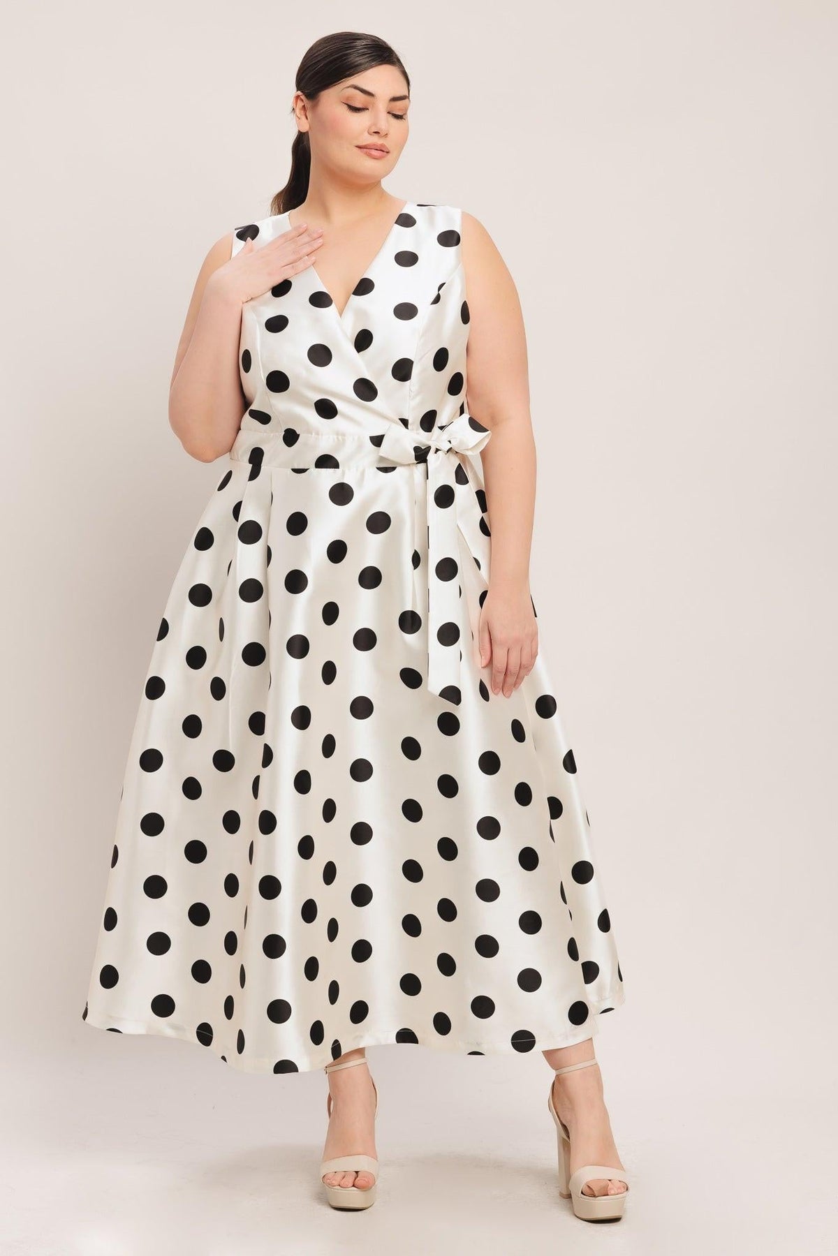 Flying Tomato Café Noir Polka Woven Midi Dress - MeeeShop Women's Fashion