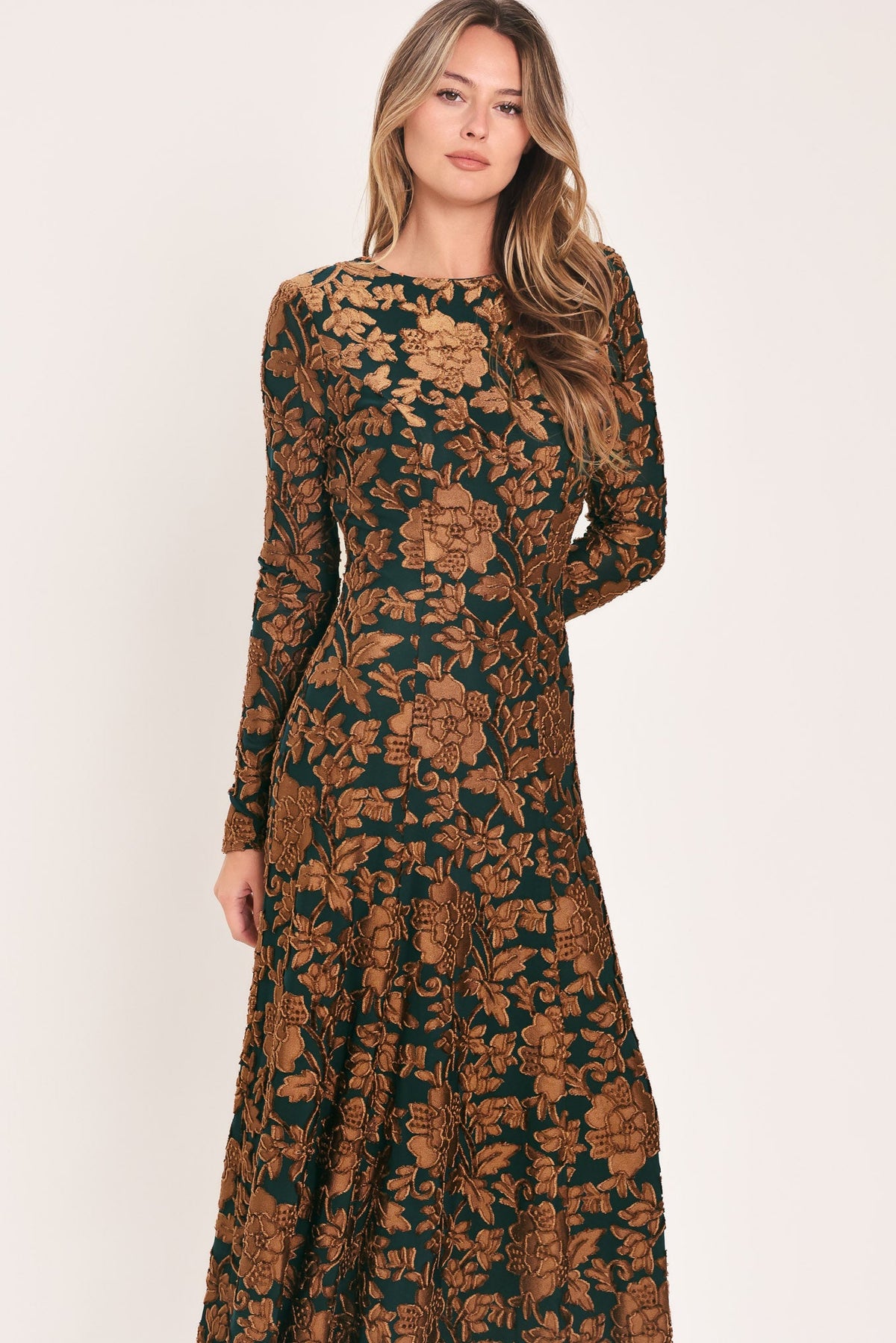 Flying Tomato Emerald Enchantment Kelly Green Burnout Velvet Maxi Dress view 7 - Emerald Green Enchanted Dress