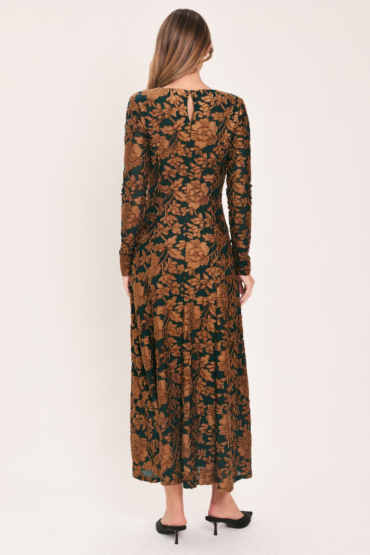 Flying Tomato Emerald Enchantment Kelly Green Burnout Velvet Maxi Dress view 8 - Emerald Green Enchanted Dress