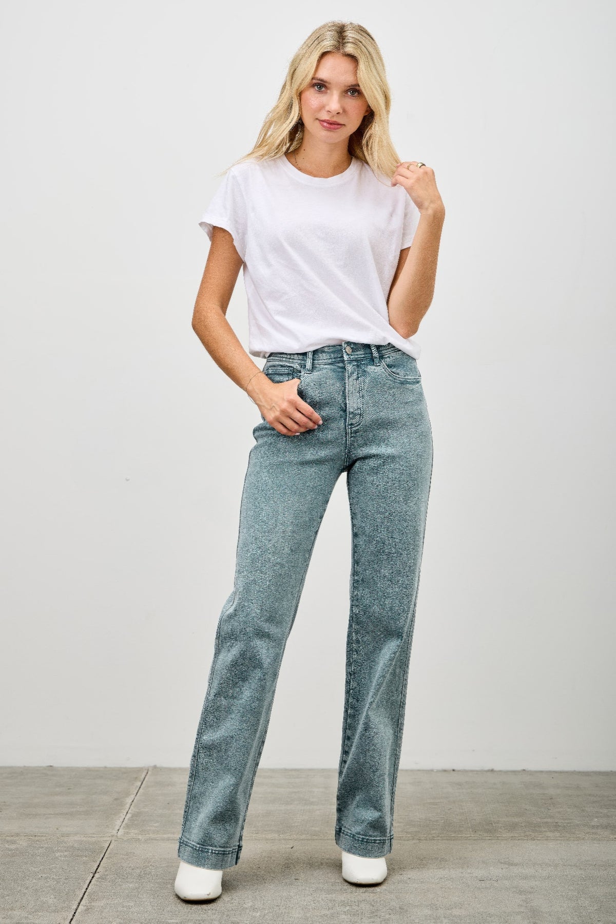 High Rise Slim Wide Straight - MeeeShop Women's Fashion