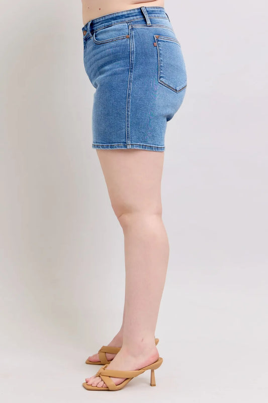 Judy Blue Full Size 2 Button Denim Shorts with Pockets plus Size in Medium view 2 - Curvy Fit - Judy Size (bottom)
