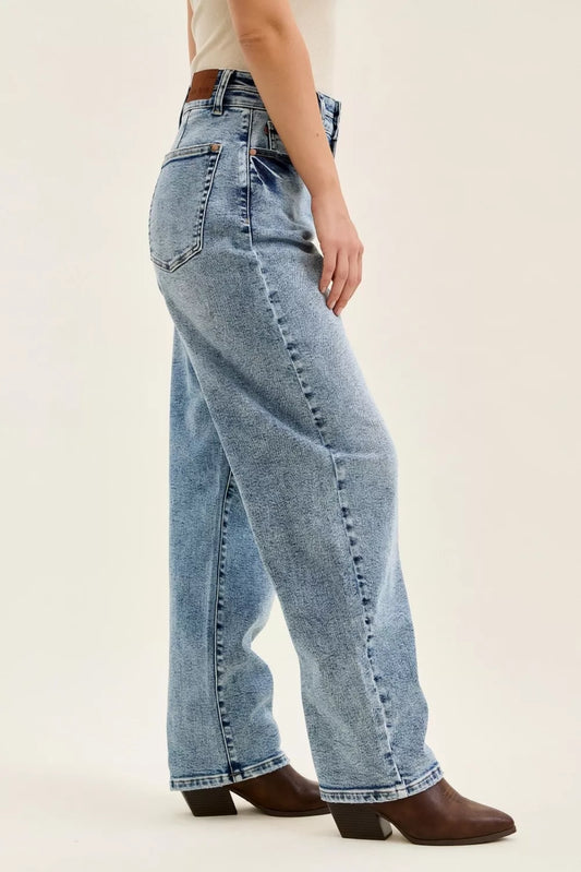 Judy Blue Full Size High Waist Marlow Arc Leg Jeans with Double Waistband plus Size in LT view 2 - High-Waisted