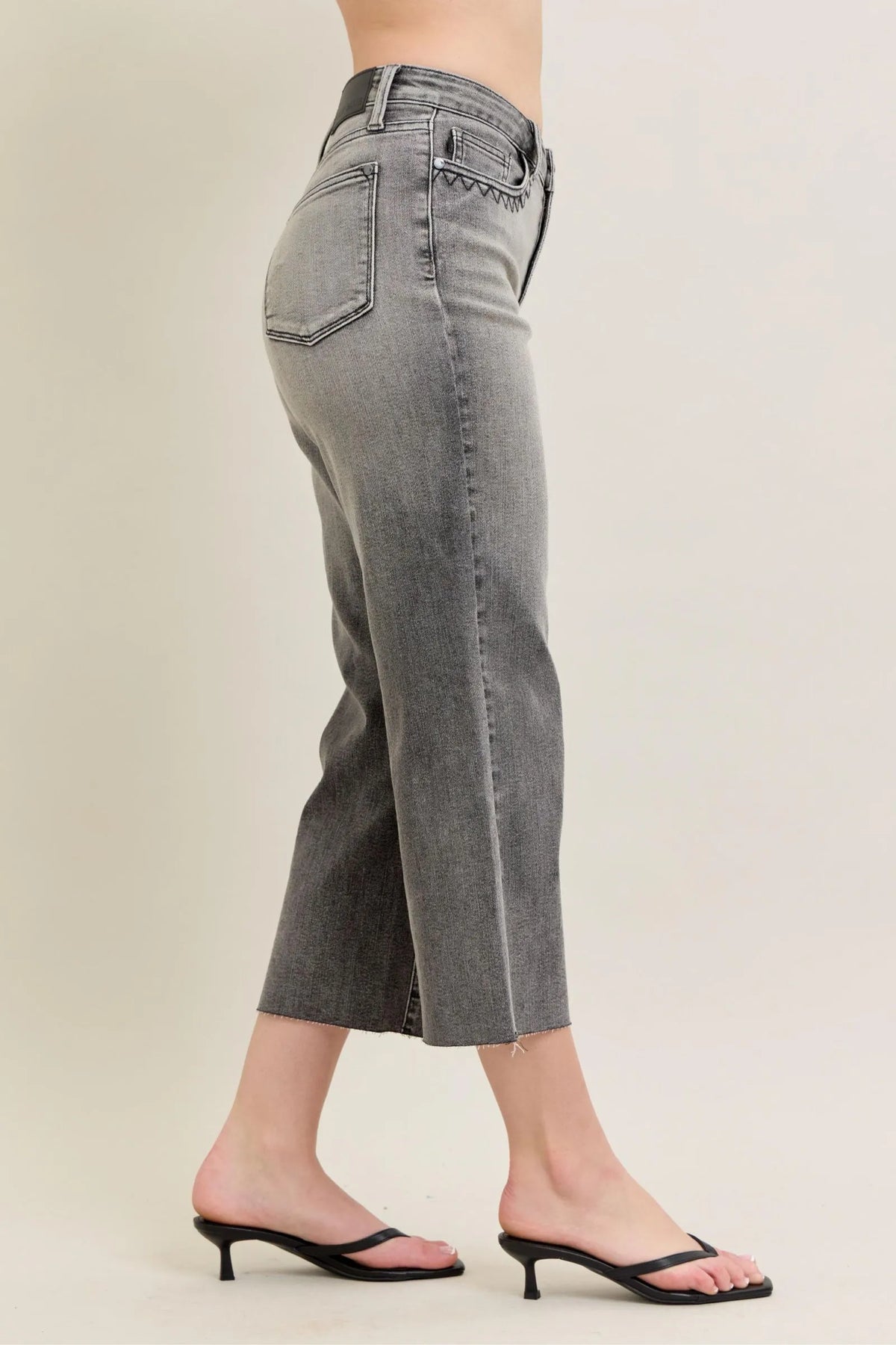 Judy Blue Full Size Wide Leg Capris Jeans plus Size - MeeeShop Women's Fashion