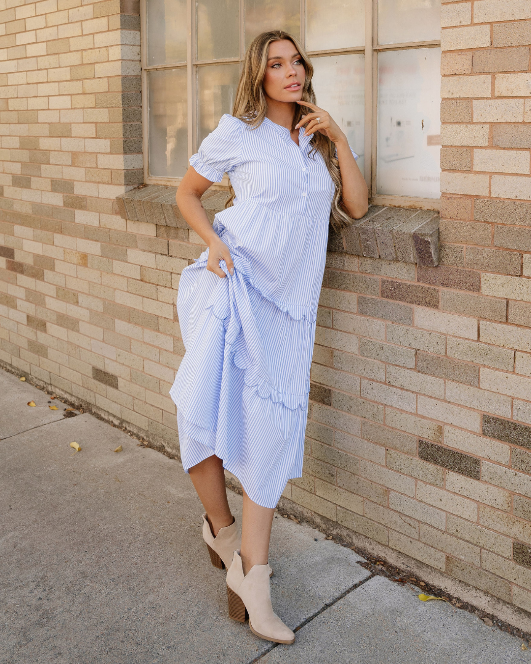Kaeli Bubble Short Sleeve Tiered Scallop Long Dress in XL view 4
