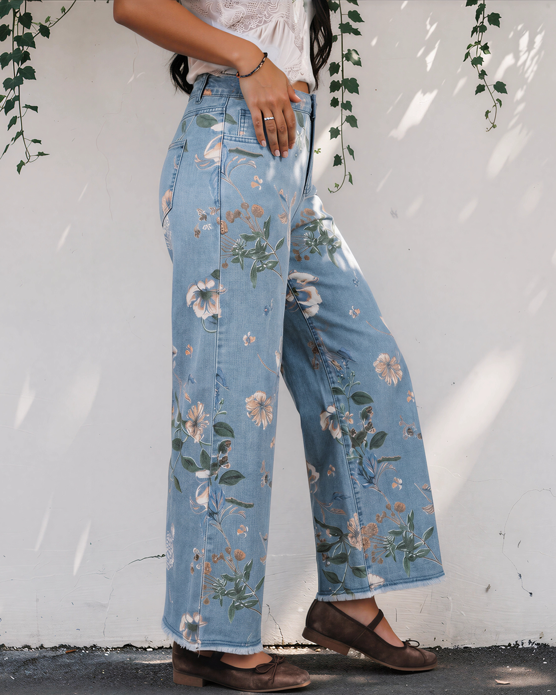 Kinsley Retro Floral Print Frayed Hem Shift Jeans in 10 view 4 (dress)