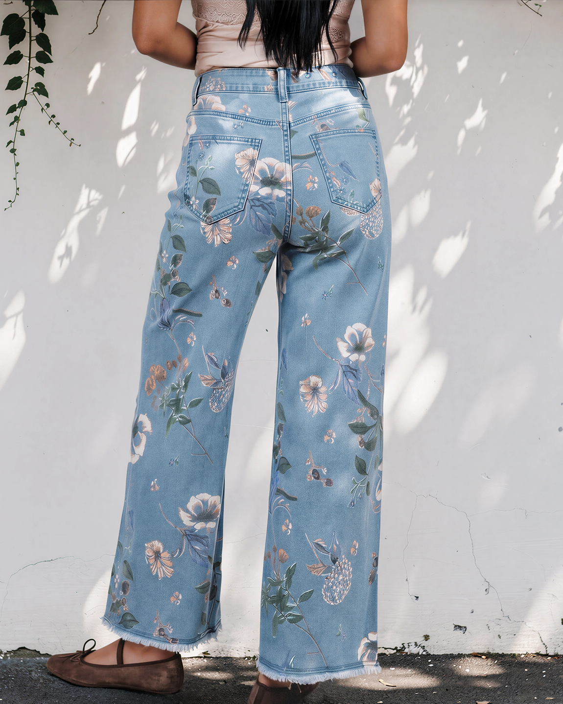 Kinsley Retro Floral Print Frayed Hem Shift Jeans in 12 view 5 (dress)