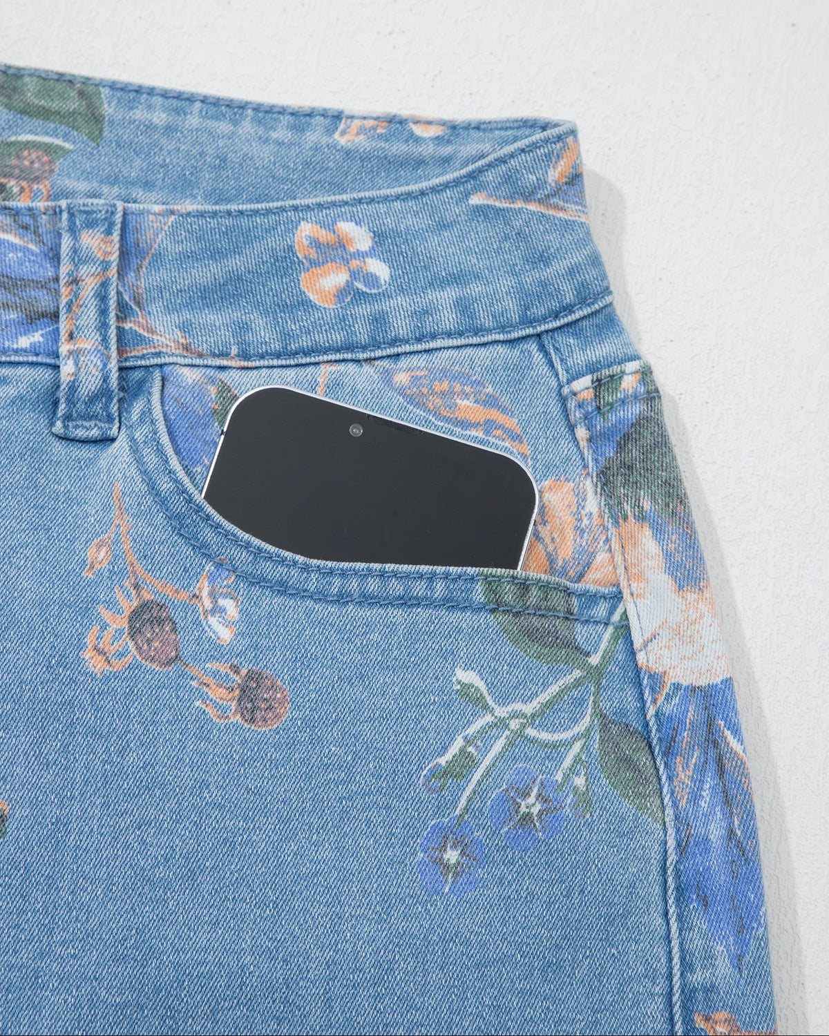 Kinsley Retro Floral Print Frayed Hem Shift Jeans in 14 view 6 (dress)