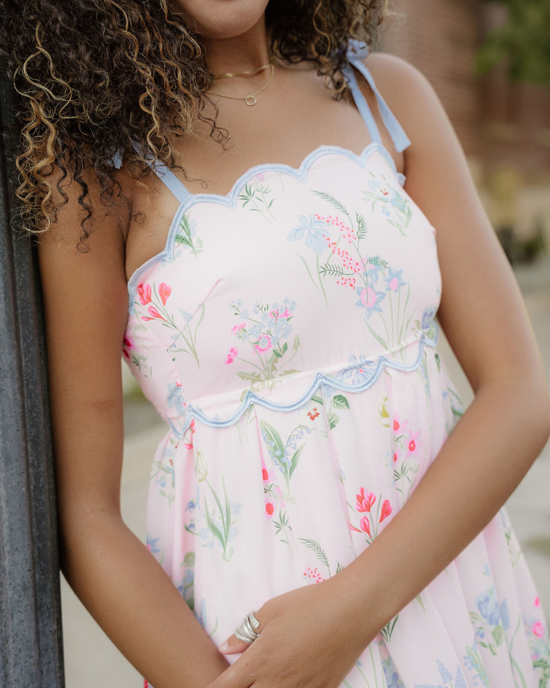 Laylani Contrast Trim Self-tie Straps High Waist Midi Dress in Pink view 3 - High-Waisted