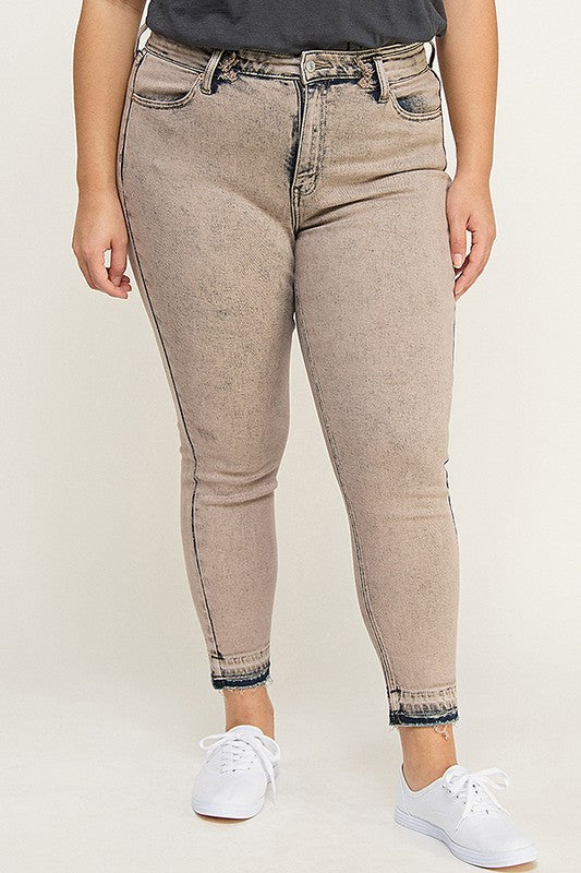 Maria plus High Rise Stretch Skinny Jeans in P-18 view 2 - High-Waisted (bottom)