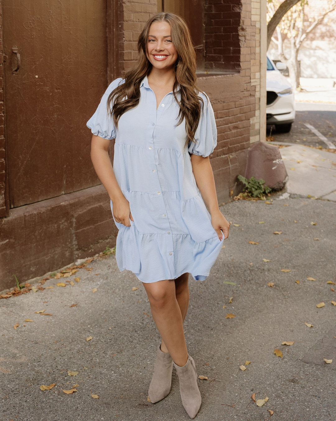Mimi Button up Short Puff Sleeve Tiered Shift Dress in L view 3 - Mini Button Dress