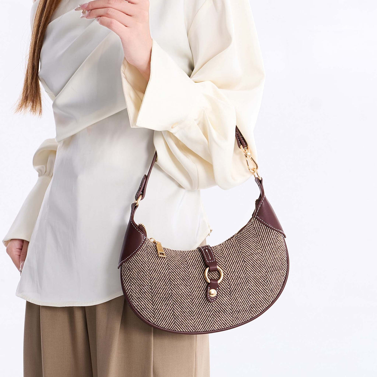 Mire Half Moon Shoulder Bag view 5