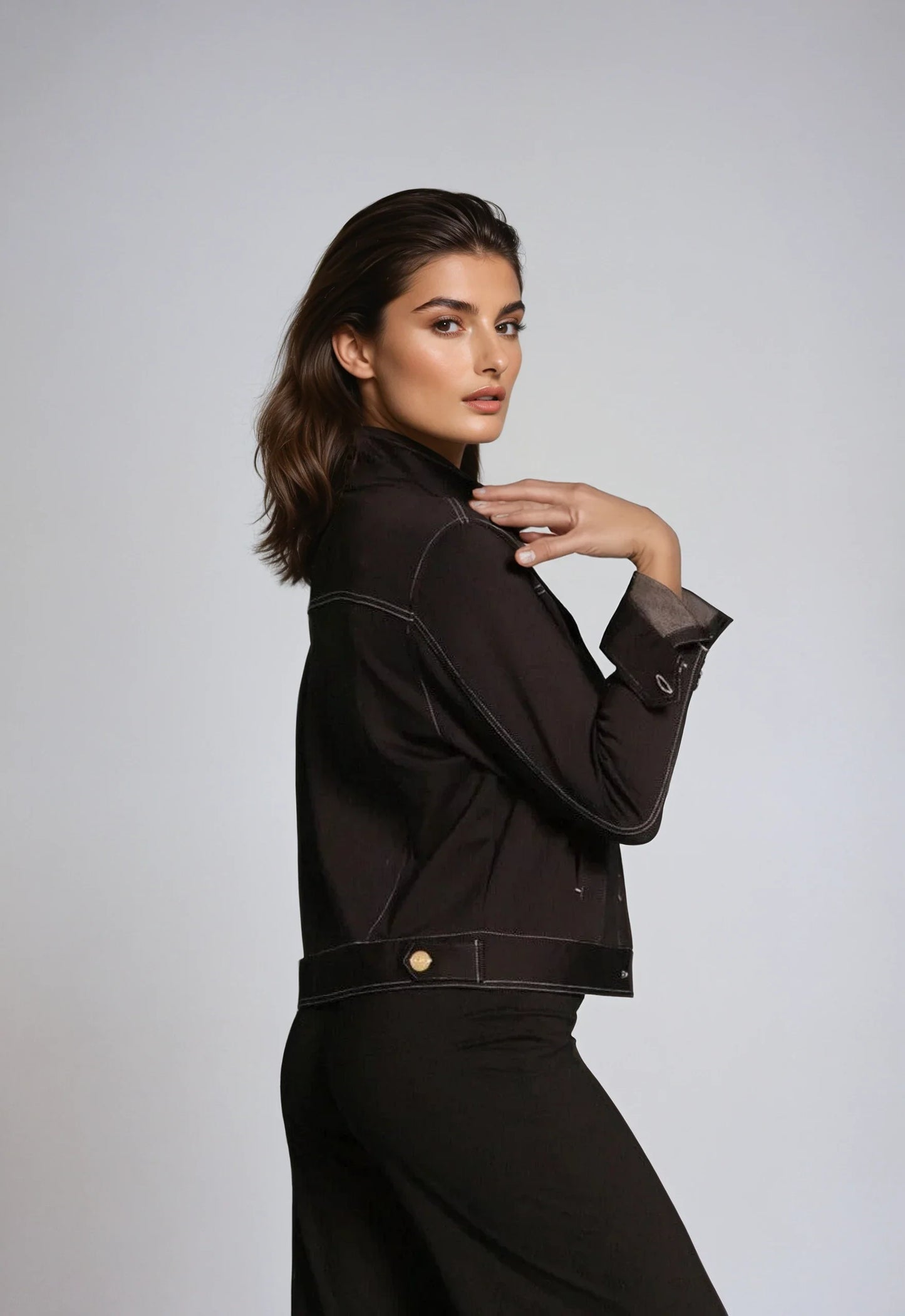 Neo-tech Jacket - Black in L view 4 - Neo Jackets (layer)