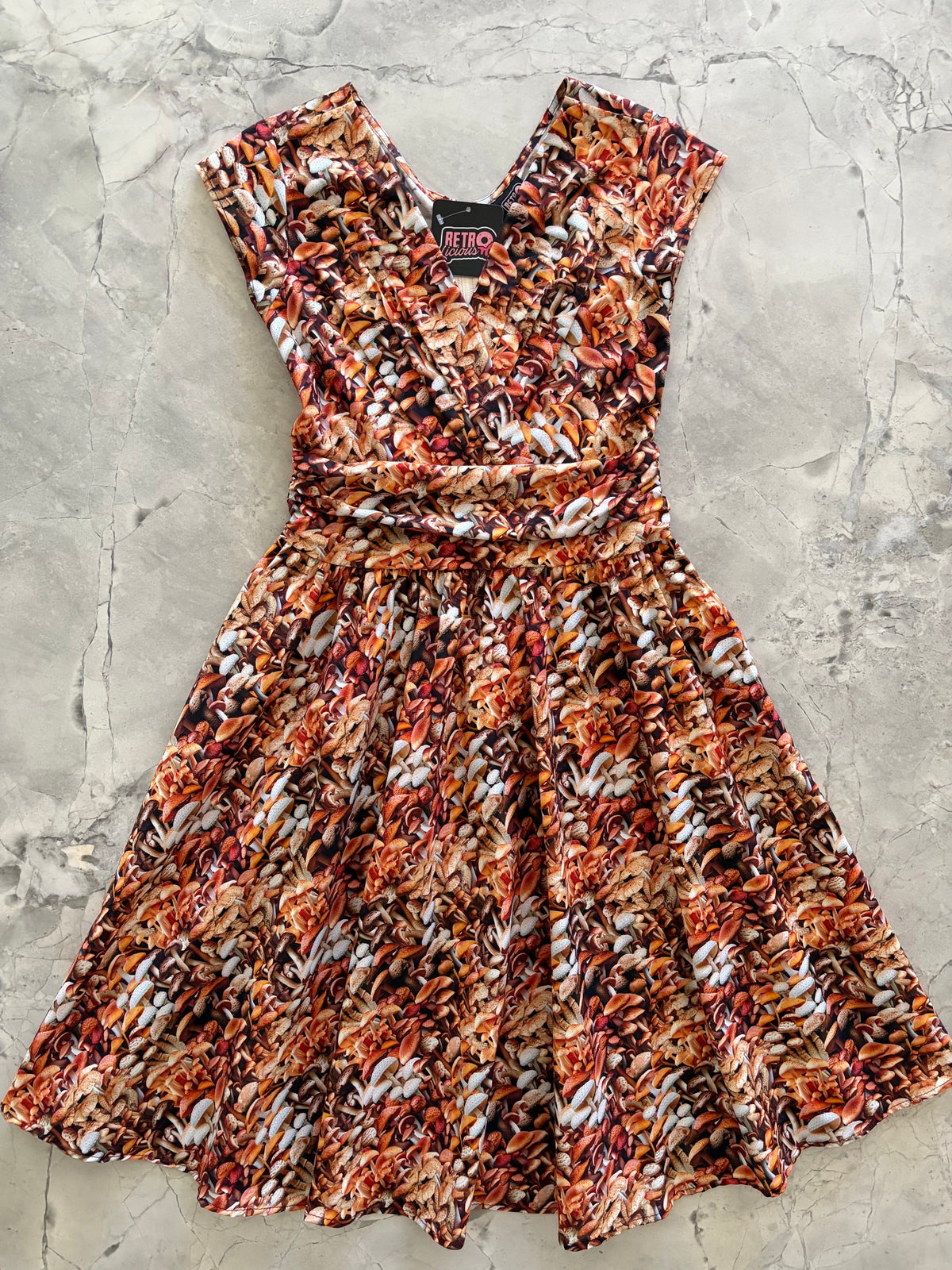 Retrolicious Mushroom Greta Dress in XL view 5