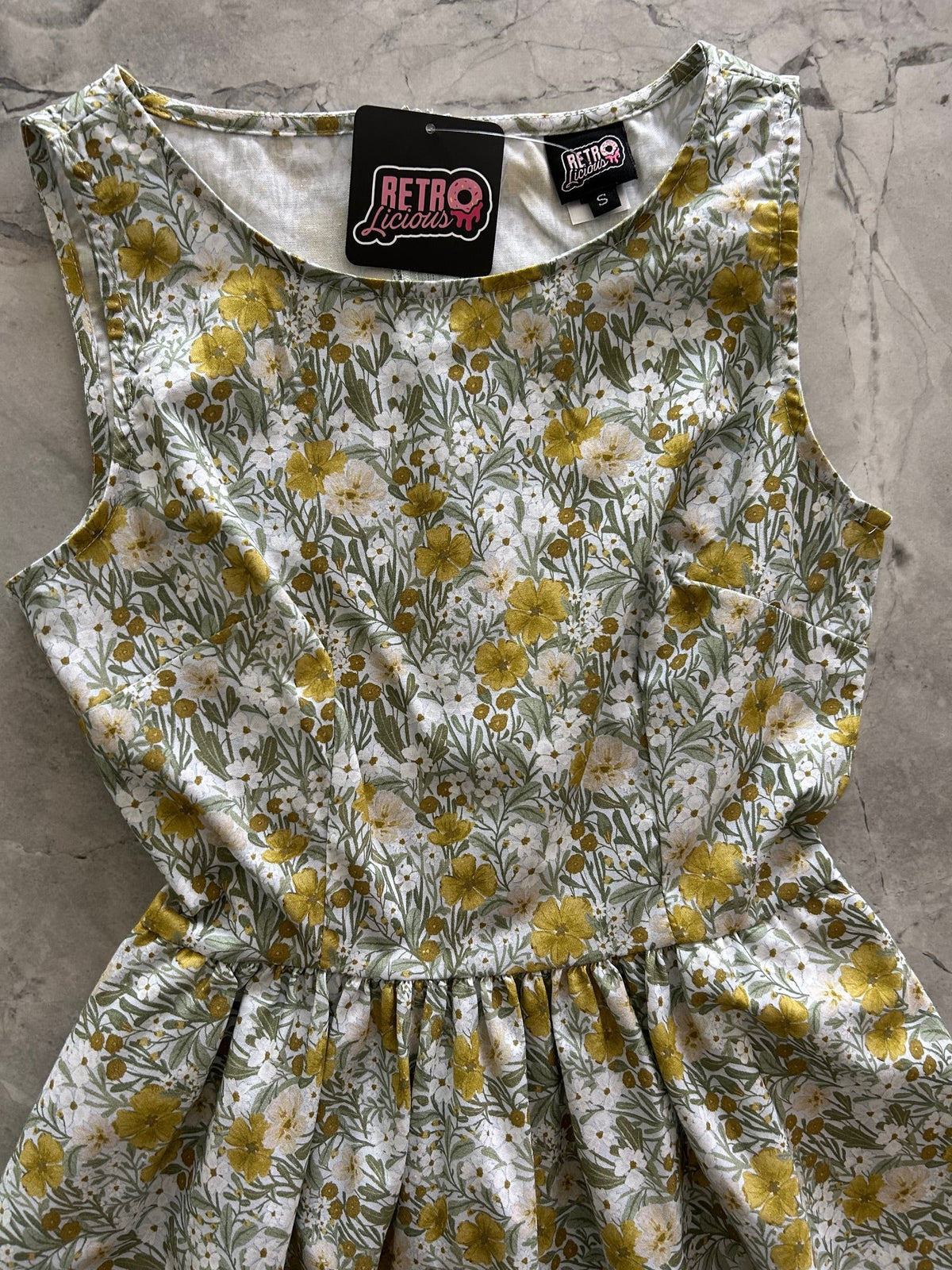 Retrolicious Mustard Floral Midi Dress - MeeeShop Women's Fashion