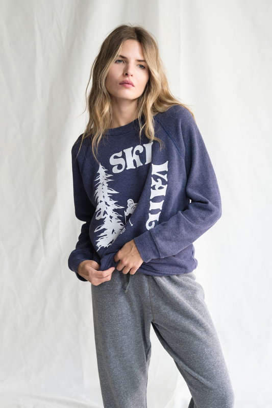 Ski Vail Fleece Sweatshirt in S view 2 - Ski Vail Sweatshirt Abercrombie (top)