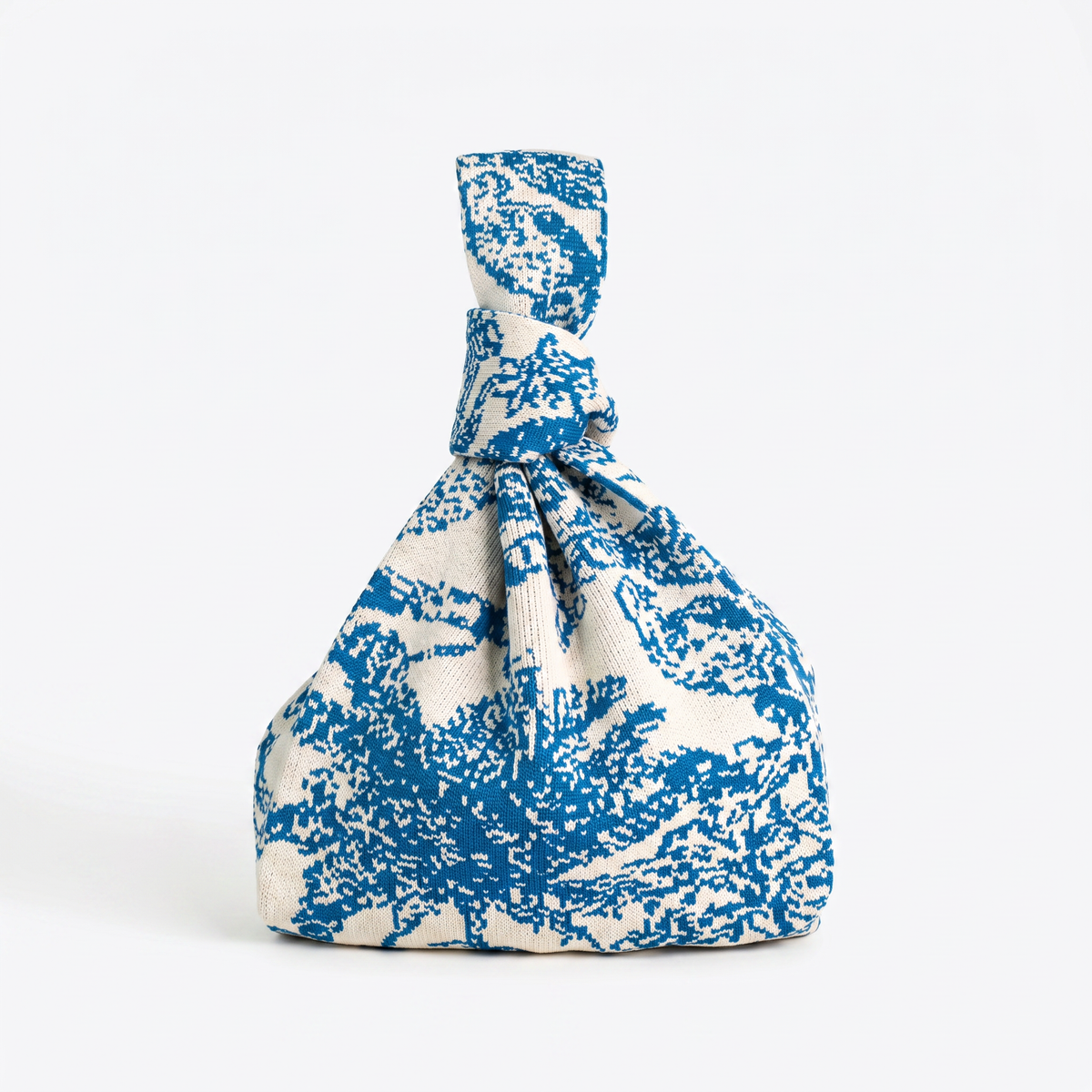 The Palm Beach Blue Handbag in Small - Summer Outfit Idea - Palm Beach Handbags