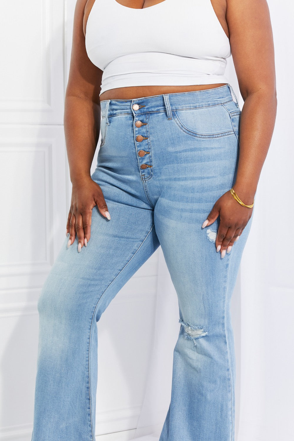 Trendsi Vibrant Miu Full Size Jess Button Flare Jeans in Light view 10 - Vibrant Miu Jeans Size Chart (bottom)