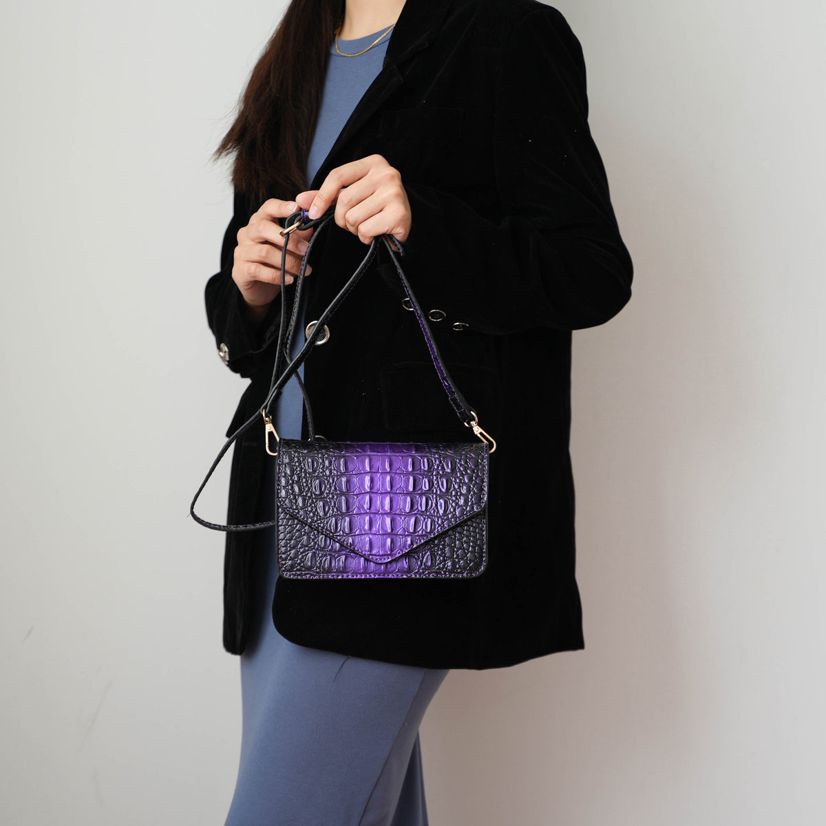 Vanta Croc-embossed Saddle Bag in Croco Gold view 2 - Vantamo Crossbody Bags