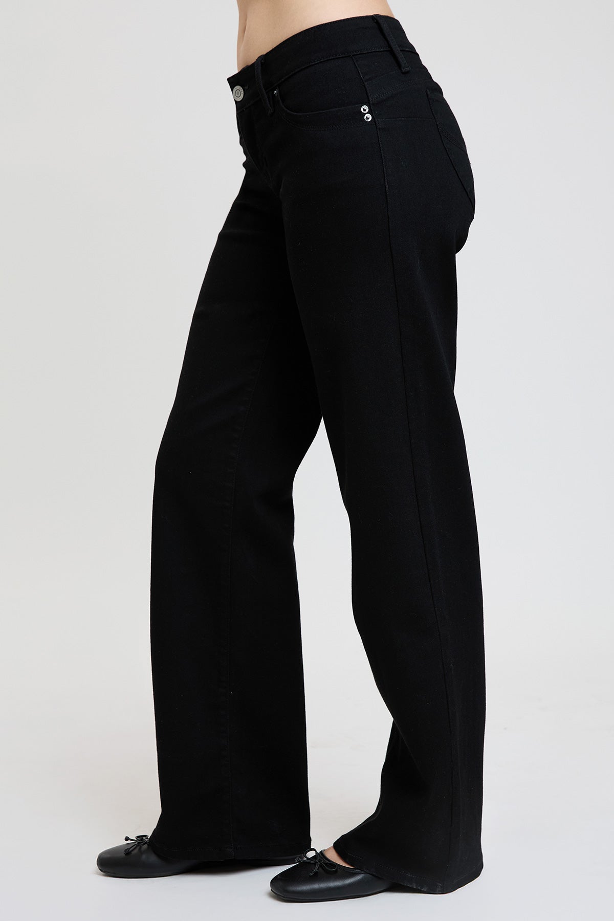 Women's Luxe Low Rise Wannabettabutt Wide Leg Jeans in W Black view 18 - Women'S Luxe Jeans (bottom)