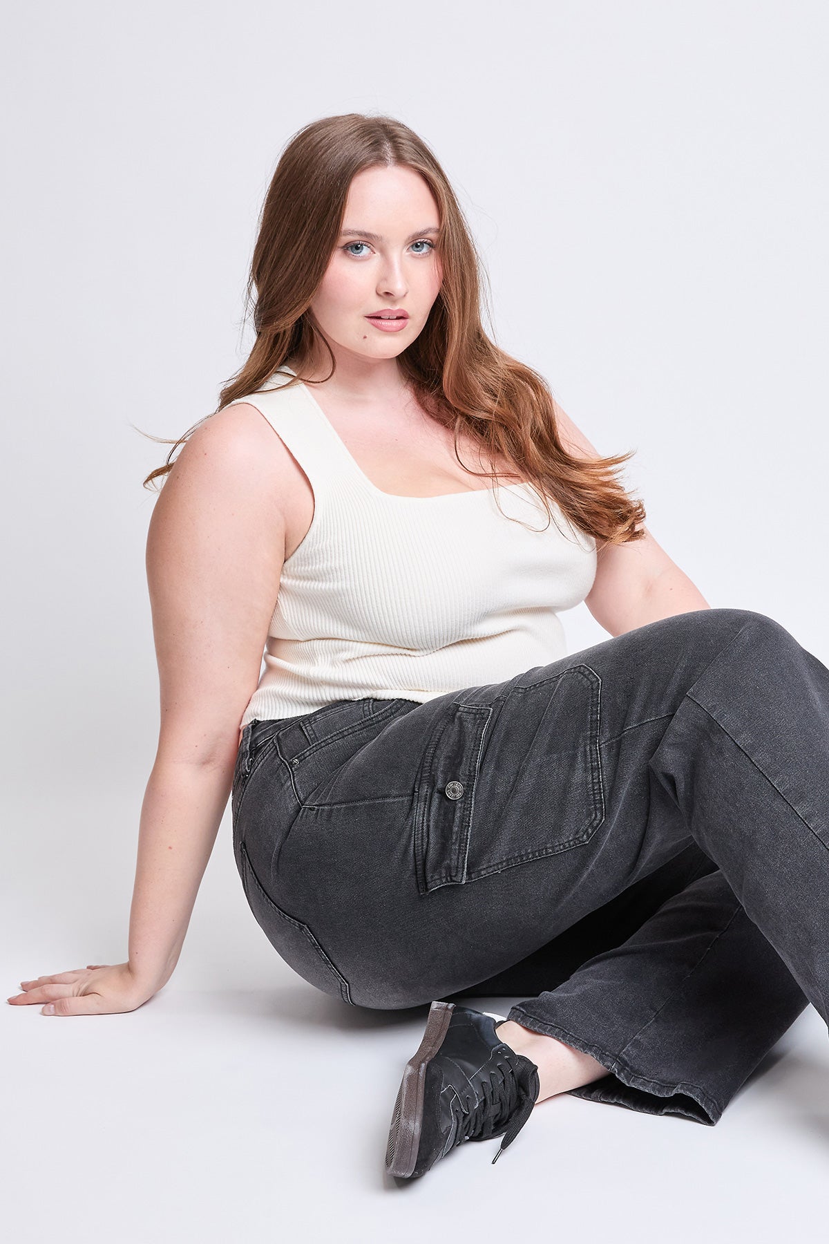 Women's plus High Rise Wide Leg Skater Cargo Jeans view 14 - High-Waisted - Women'S Plus Jeans On Sale (bottom)