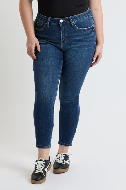 Women's plus Premium Stretch Skinny Jean in S Midnight Sky Blue view 2 - Comfort Stretch - Womens Plus Jeans (bottom)
