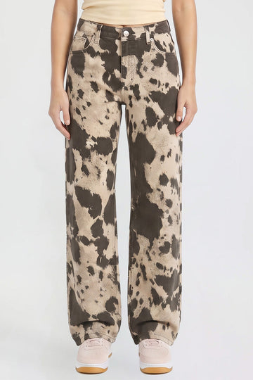 Ymi Women's Britney Printed Wide Leg Jeans in Abstract Cattle view 2 (bottom)