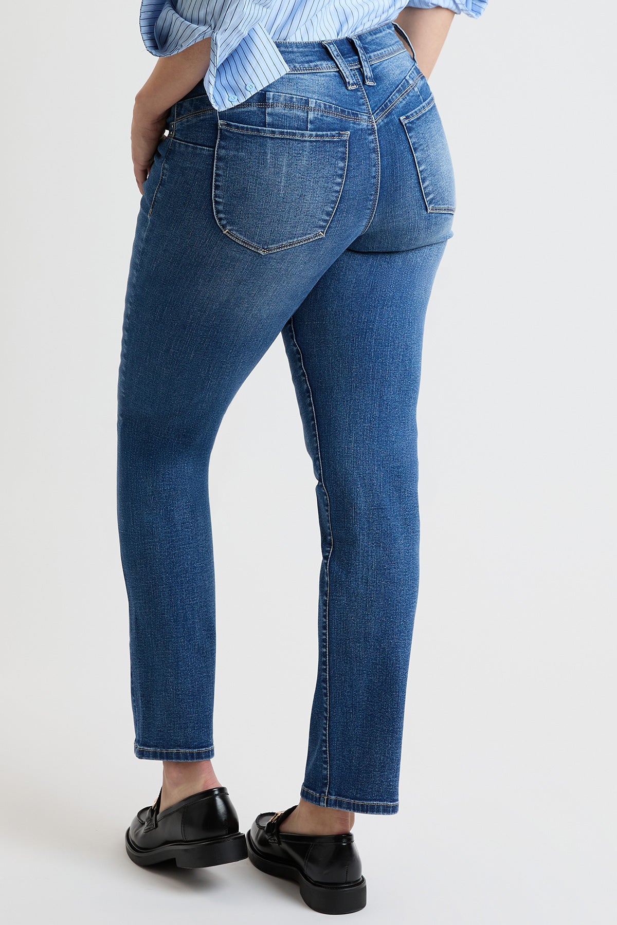 Ymi Women's High Rise Curve Confidence Straight Jeans - MeeeShop Women's Fashion