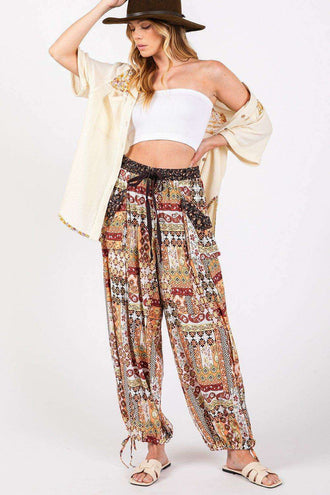 Women's Bottoms - US Women's Fashion & Styling Guide Collection