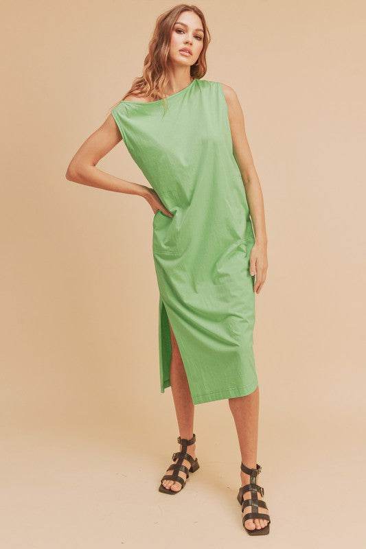 Aemi + Co Side Slit Round Neck Sleeveless Midi Dress - us.meeeshop