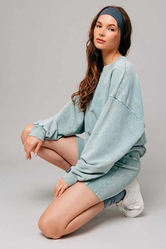 LE LIS Washed Oversized Pullover | us.meeeshop