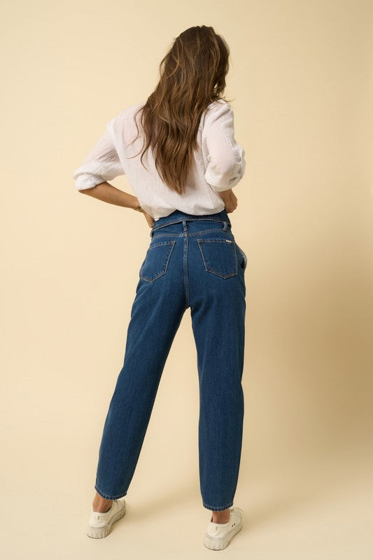 High Rise Flap Waist Relaxed Jeans | view 5 | Denim Lab USA | us.meeeshop