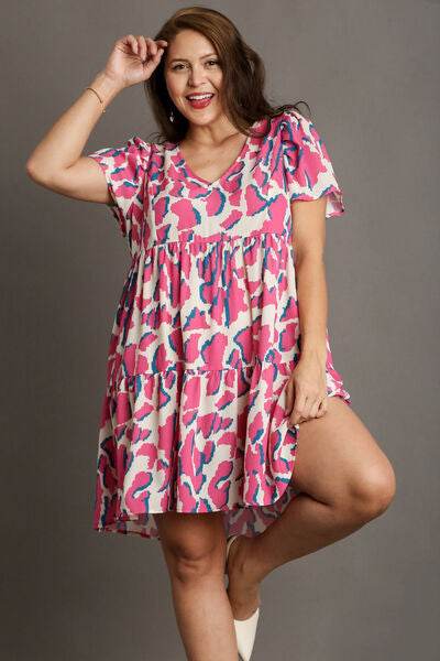 Umgee Abstract Print Pleat Detail Short Sleeve V-Neck Tiered Dress Plus Size - us.meeeshop