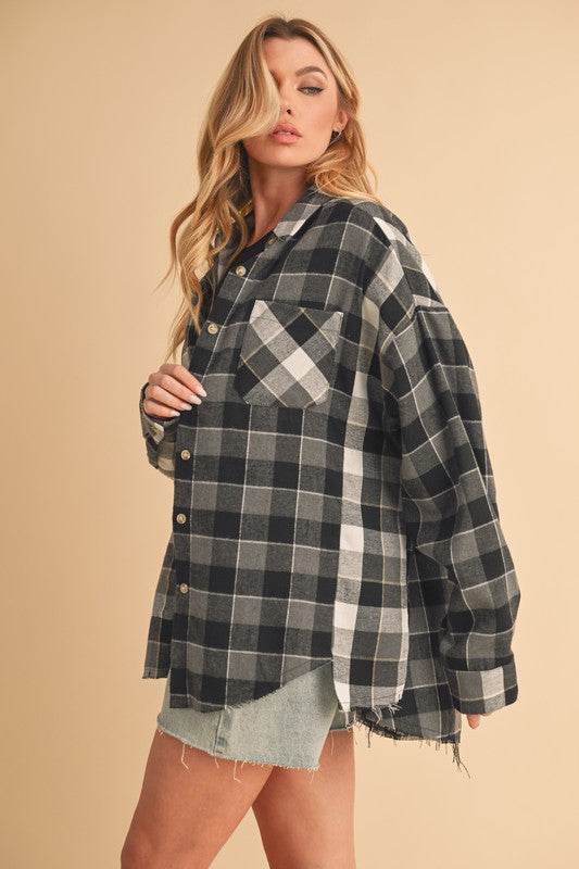 Aemi + Co Frayed Hem Plaid Button Up Flannel Shirt - us.meeeshop