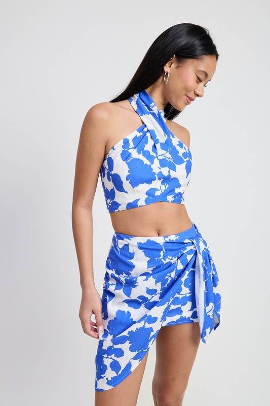 Cropped Floral Halter Neck Top - us.meeeshop