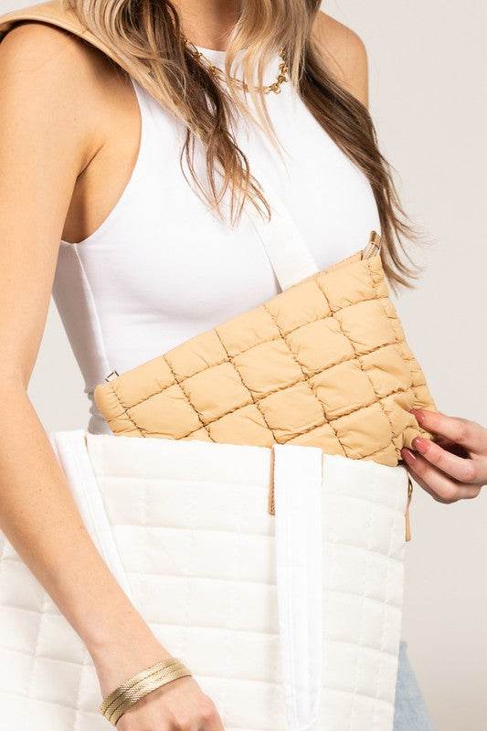 Lainey Quilted Puffer Clutch - us.meeeshop