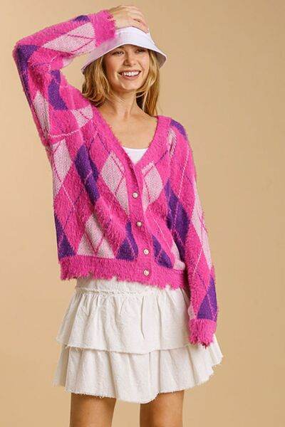 Umgee Argyle Pattern V-Neck Button Front Cardigan Plus Size - us.meeeshop