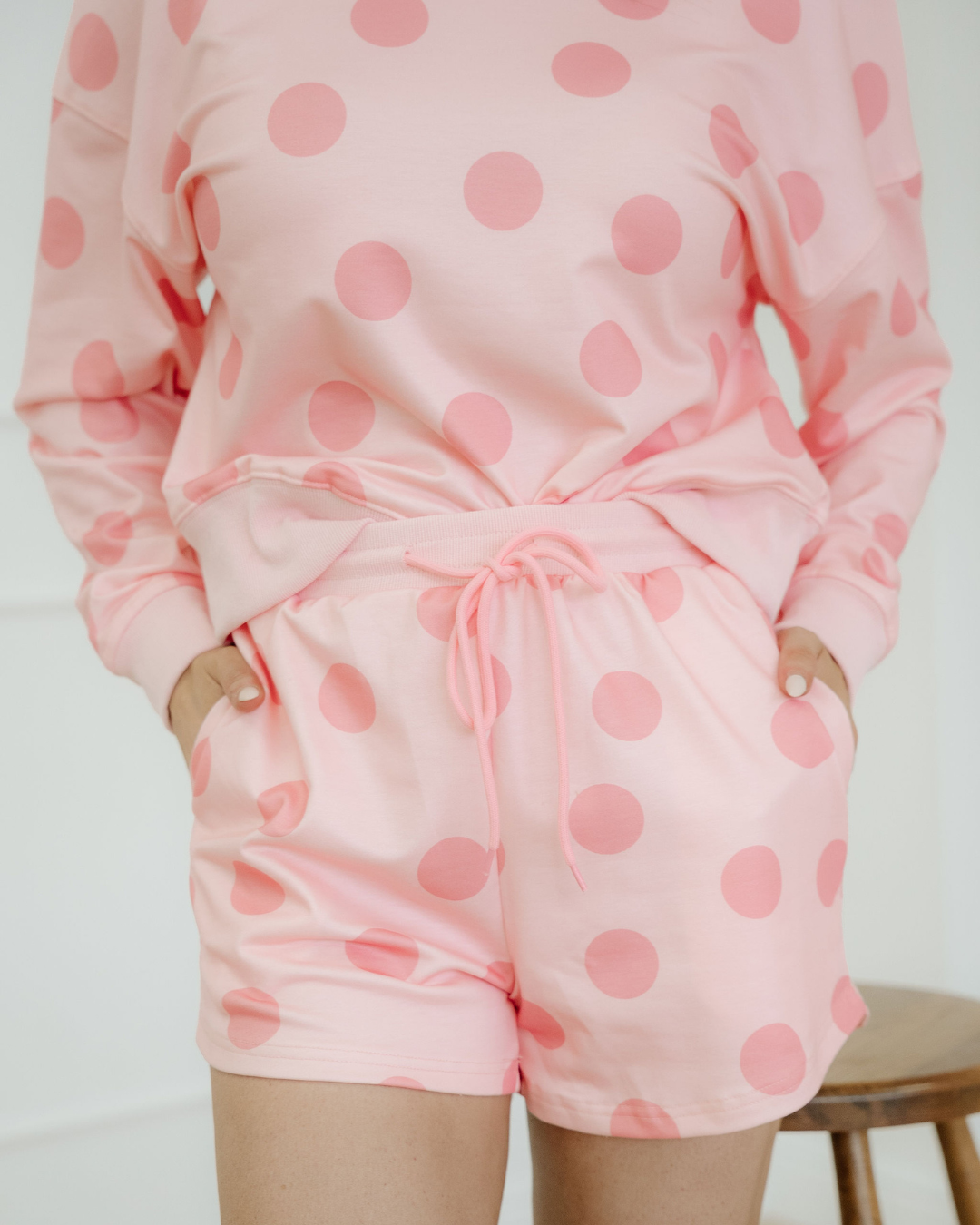 kaylee polka dot Kaylee Polka Dot Print Drop Shoulder Pullover Drawstring Shorts Set - Pink view 4 (bottom) - shop at us.meee