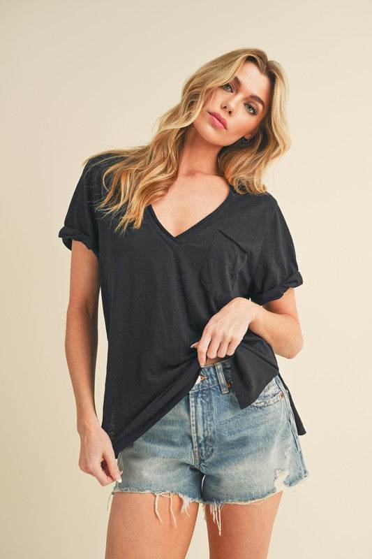 Aemi + Co Side Slit V-Neck Short Rolled Sleeve T-Shirt in Black - us.meeeshop