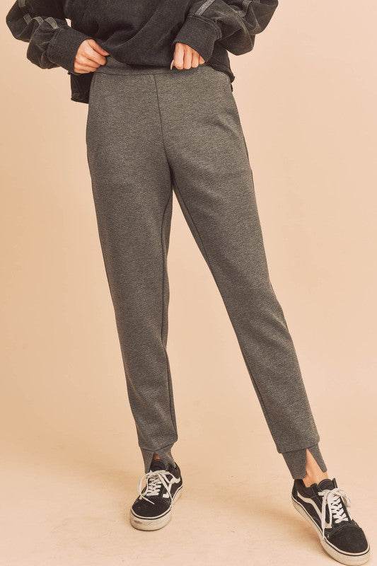 Aemi + Co Elastic Waist Joggers with Pockets - us.meeeshop