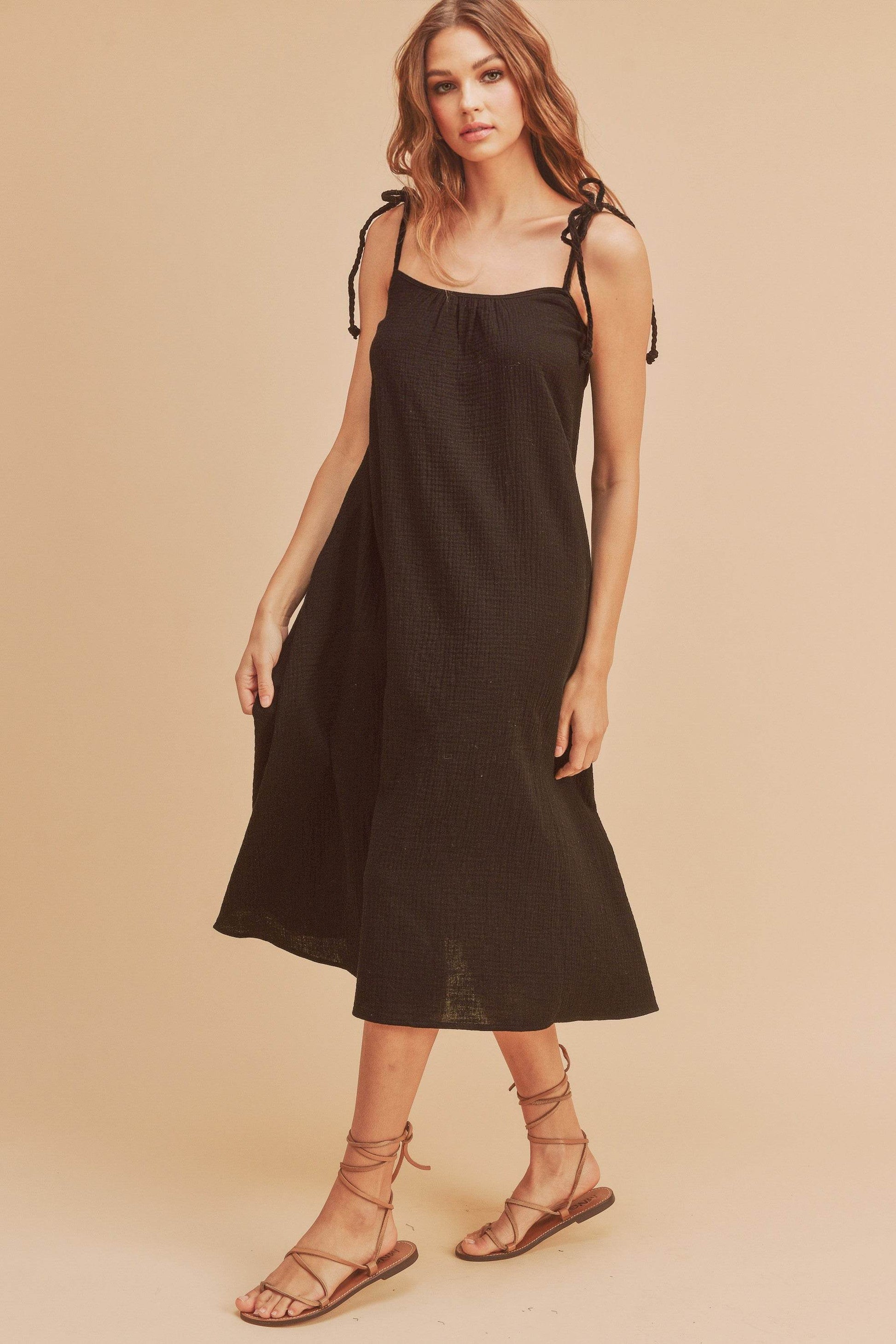 Aemi+Co Midi Cami Dress with Pockets - us.meeeshop