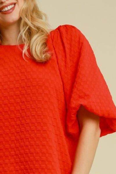 Umgee | Boxy Cut Jacquard Round Neck Top with Side Slit Plus Size - us.meeeshop